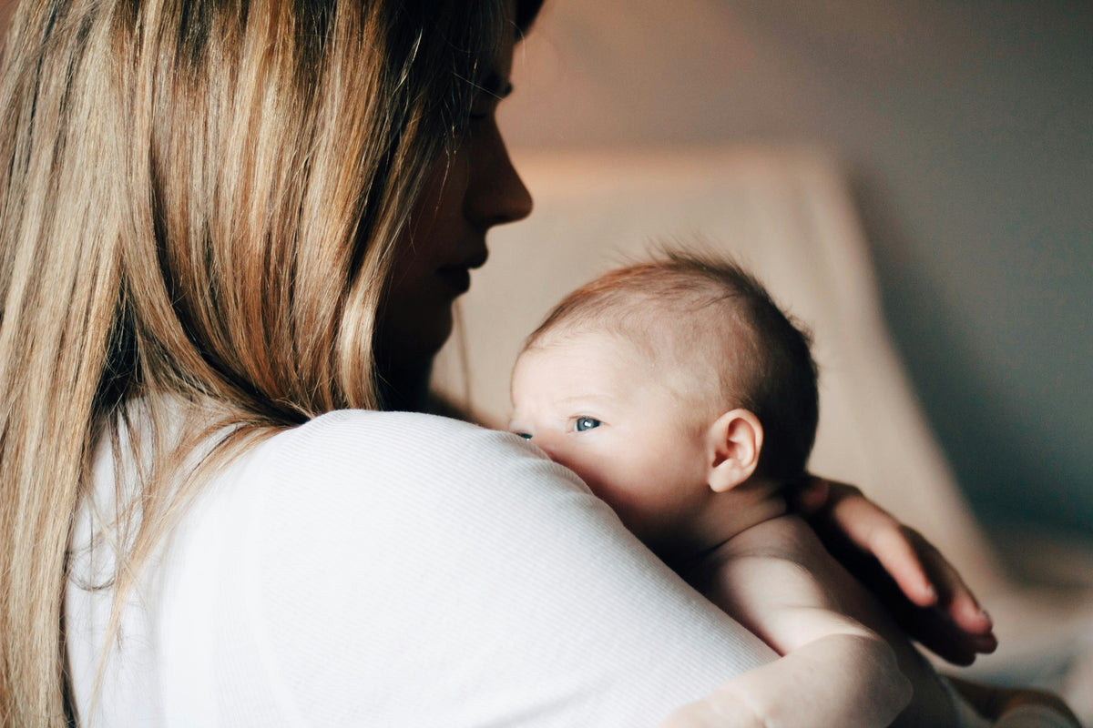 Postpartum Hair Loss: The Timeline, The Truth, And How To Reset Your Scalp